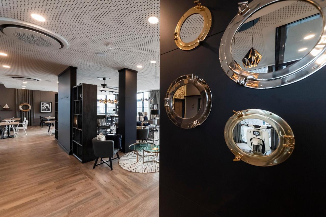 Hotel Harbr. 3*